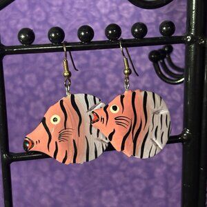 Vintage Wooden Fish Earrings Hand Painted Pink Purple Striped Dangle Jewelry A79
